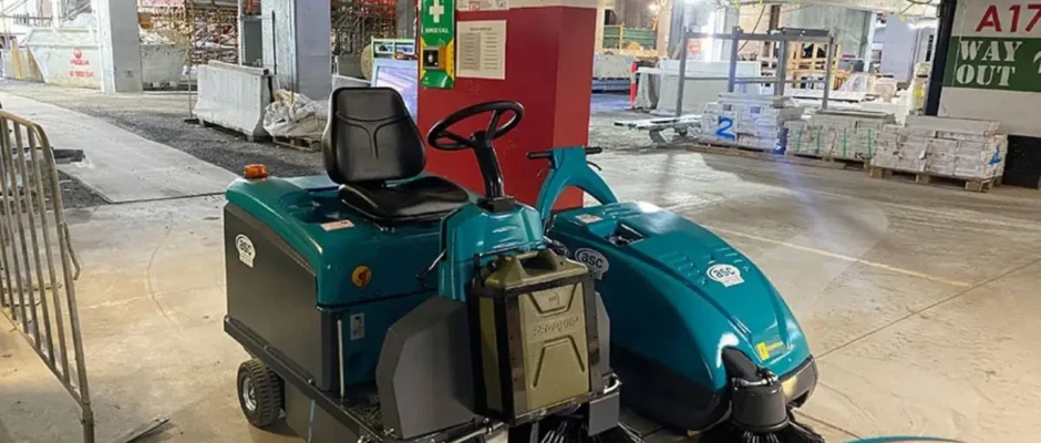 industrial cleaning equipment